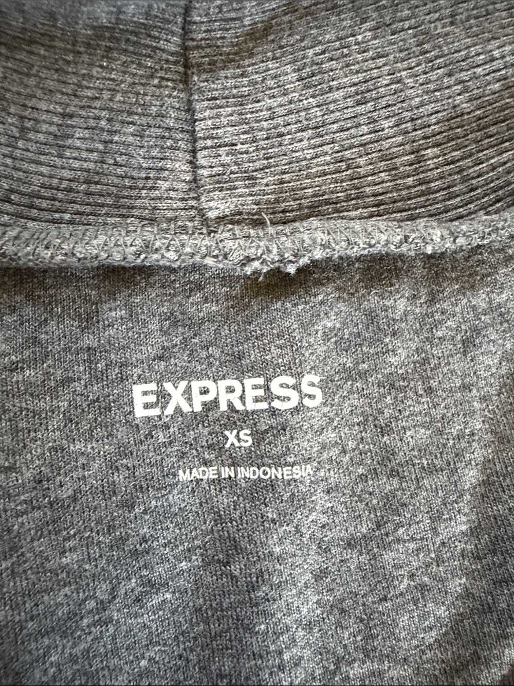 Vintage Y2K soft Gray Short-Sleeve draped V-Neck 1/2 sleeve Sweater Top blouse - Picture 3 of 4